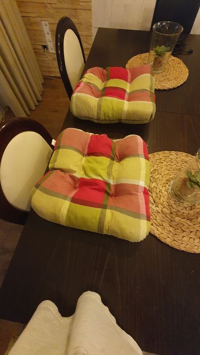 Krzesełka obrotowe regulowane