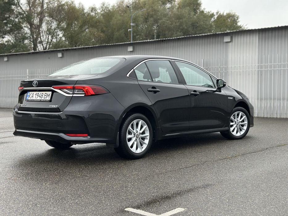 Продам Toyota Corolla HHYBRID