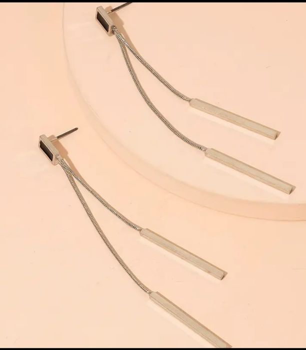 Сережки довгі. Біжутерія.