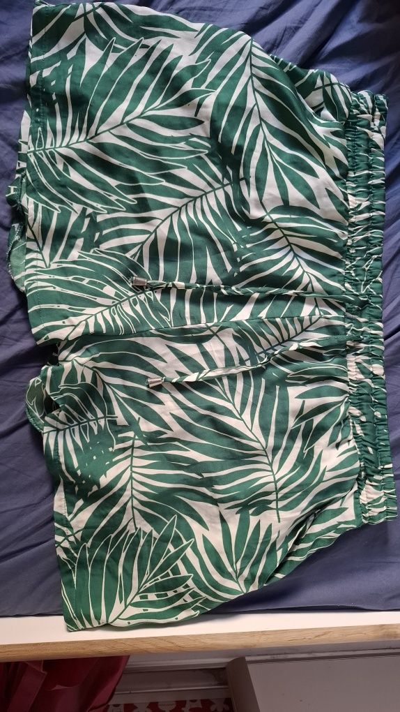 Damskie szorty / XL