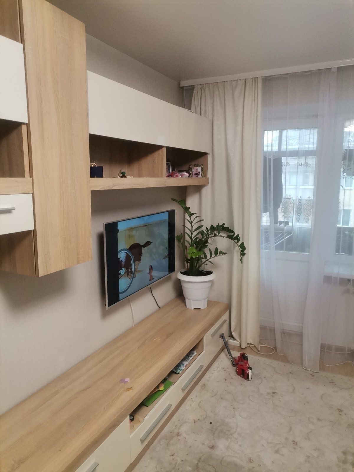 Продаж 2 кімнатної квартири в центрі міста.