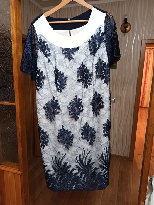 Sukienka wizytowa Piomar r. 46