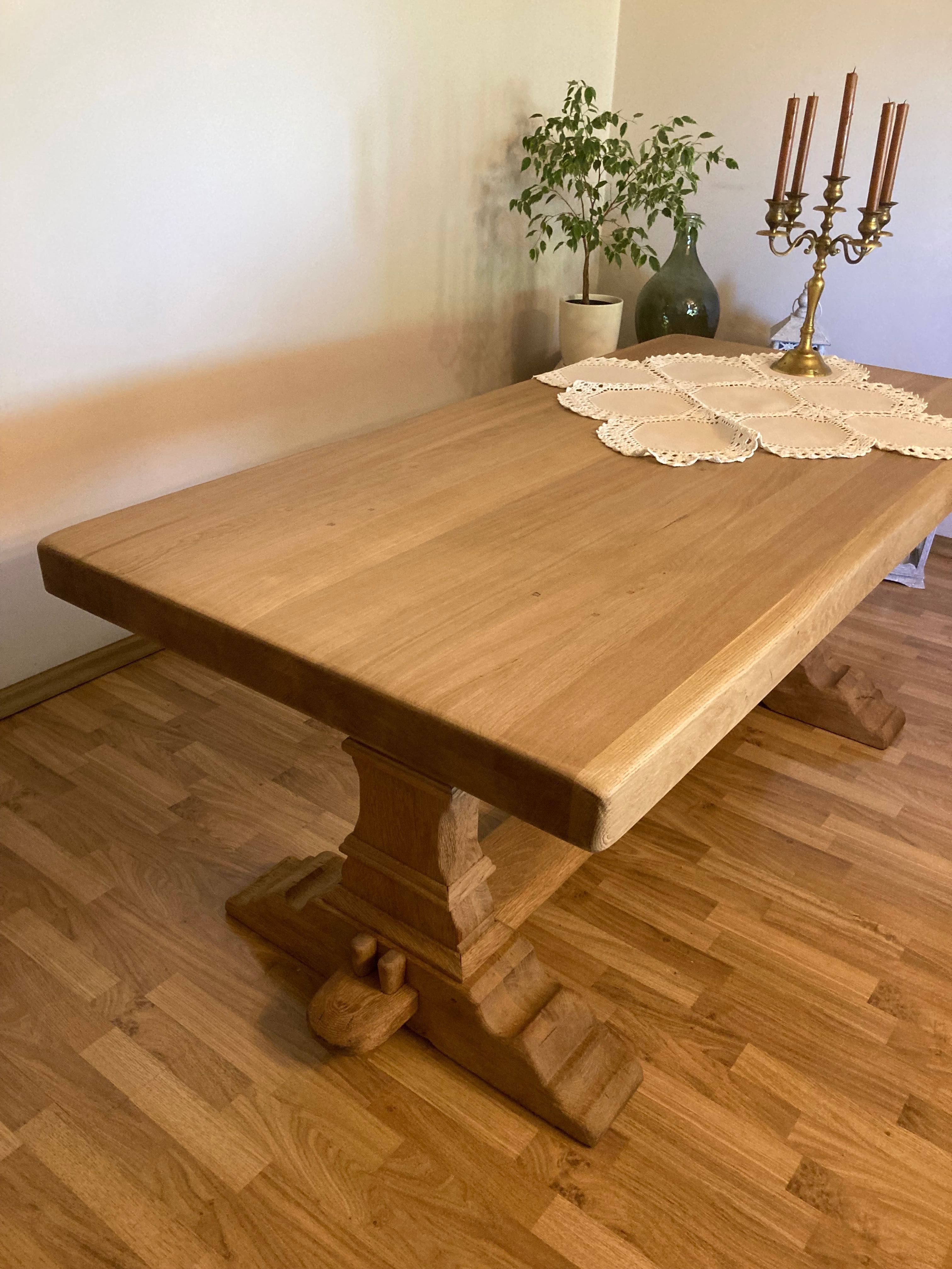 Stół dębowy klasztorny