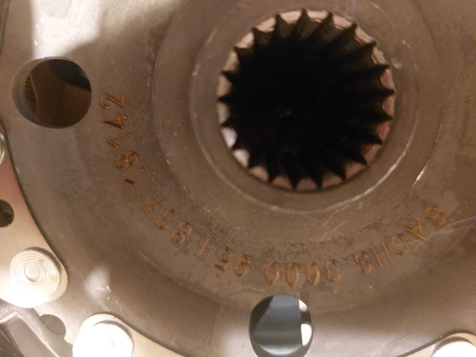 Nowe sprzęgło + tarcza, łożysko firmy SACHS