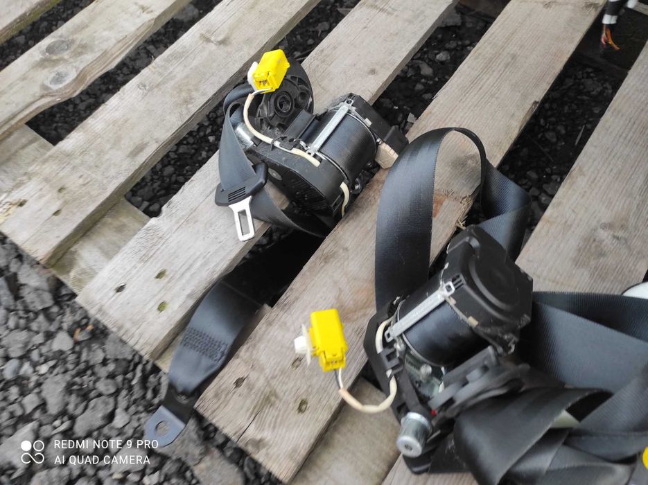 VW Touran deska rozdzielcza konsola pasy poduszki Europa oryginal