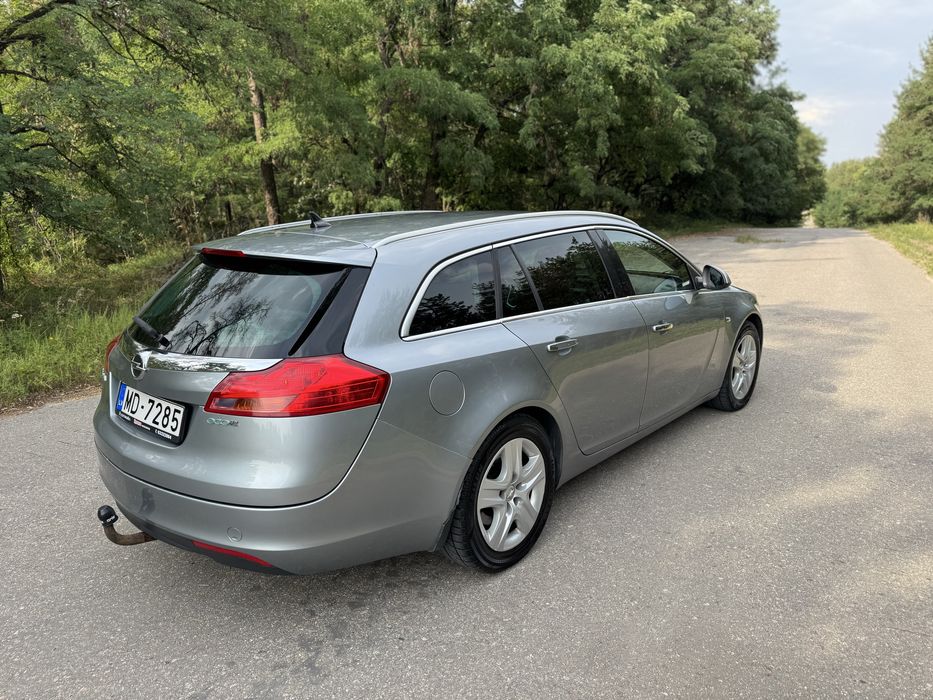 Продам Опель Инсигния