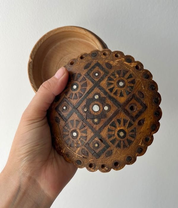 Рахва, шкатулка дерев'янна