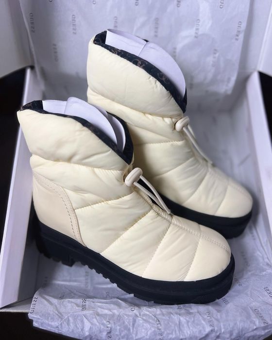 Жіночі теплі черевики дутіки Guess оригінал 39 та 40 розмір