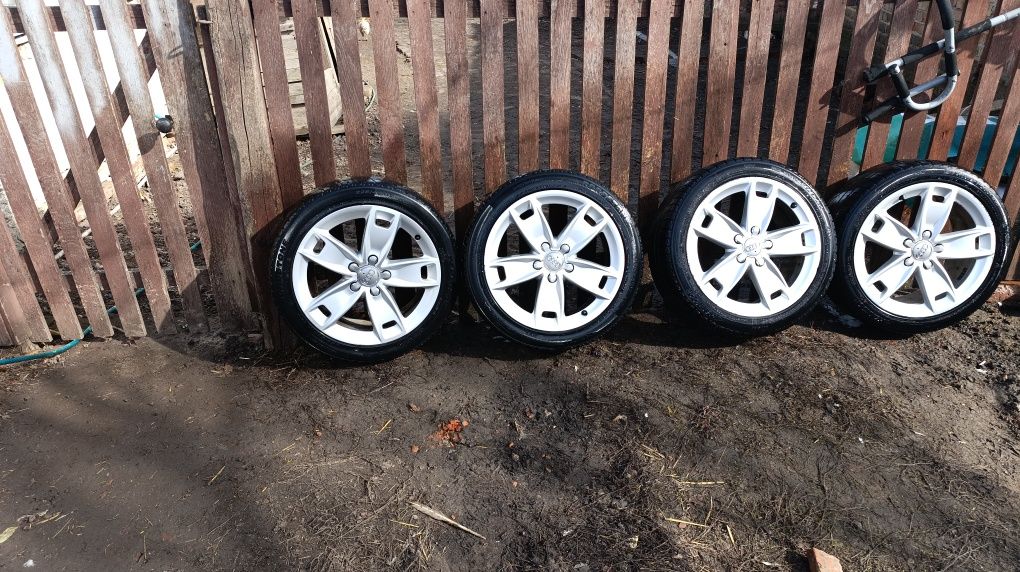 Продам диски оригинальные на audi