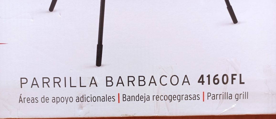 Grelhador FLAMA com pés