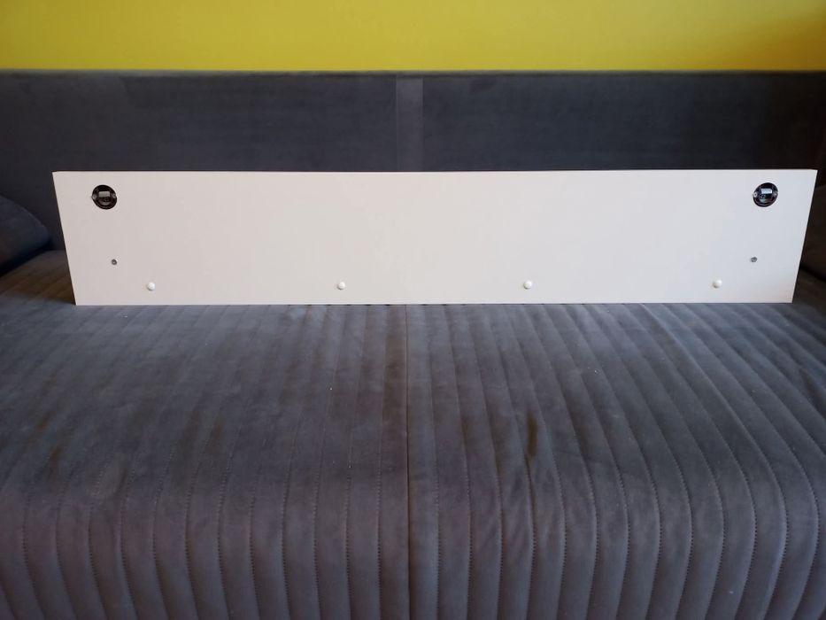 Półka na ścianę 110 cm