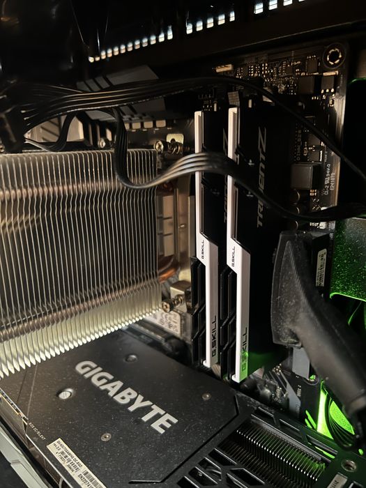 Оперативна пам’ять G.SKILL Trident Z DDR4 16GB (2×8GB)