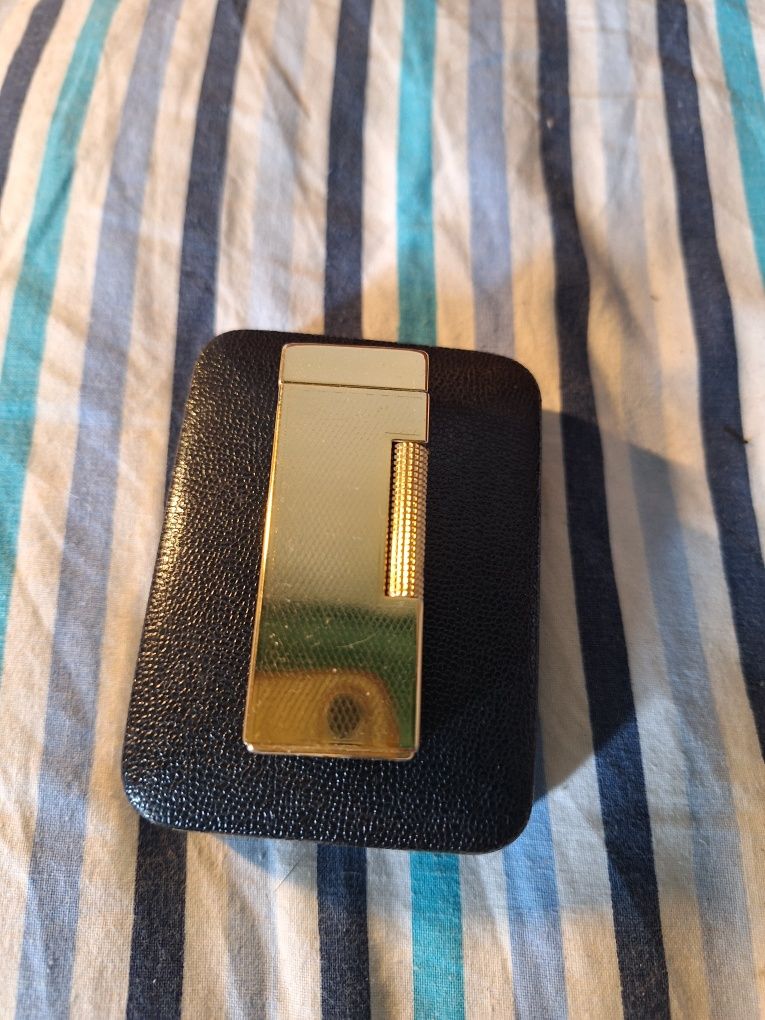 Vendo isqueiro win a gás antigo por 15 euros mais portes