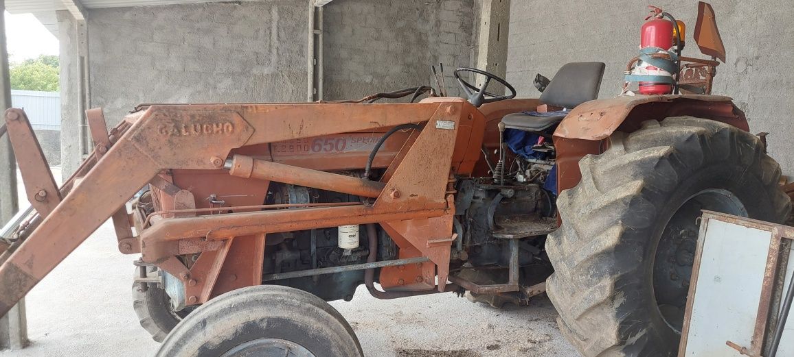 Venda de trator agrícola
