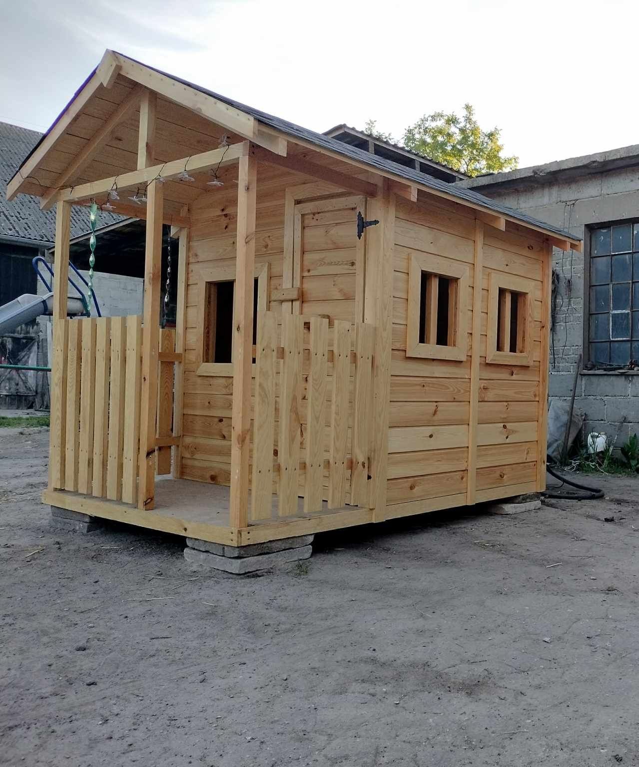 Duży domek dla dzieci od ręki