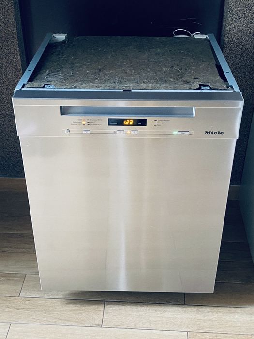 MIELE Zmywarka G6100 SCU A+++ INOX 3 Kosze