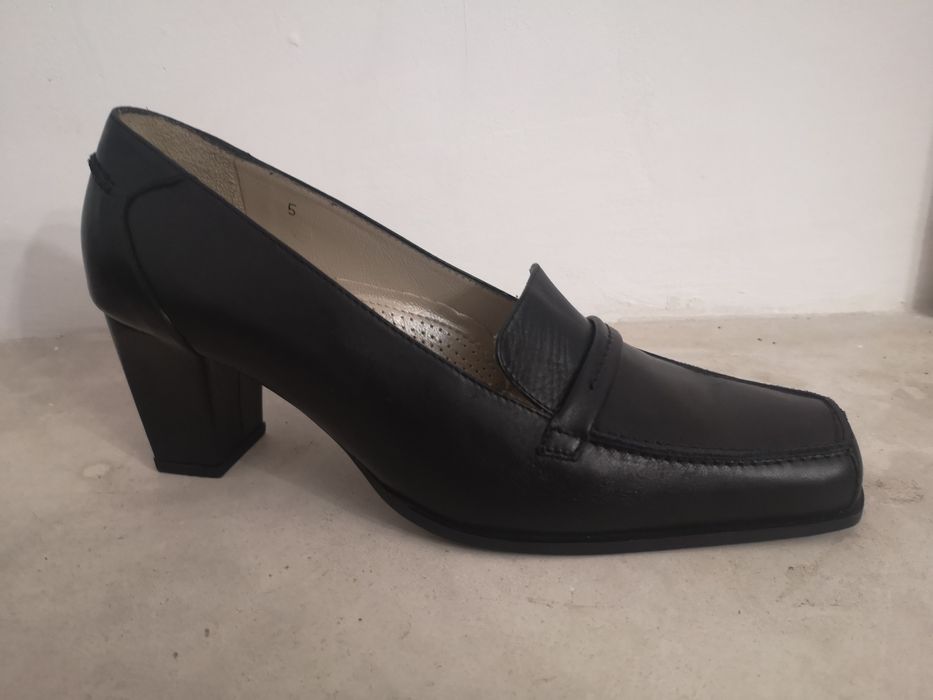 Sapato mulher em pele 39 novos