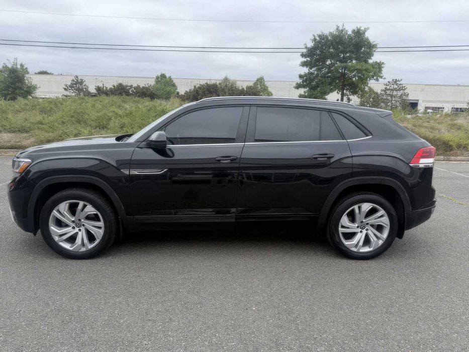 Volkswagen Atlas Cross Sport V6 SE R-Line 4Motion      2020