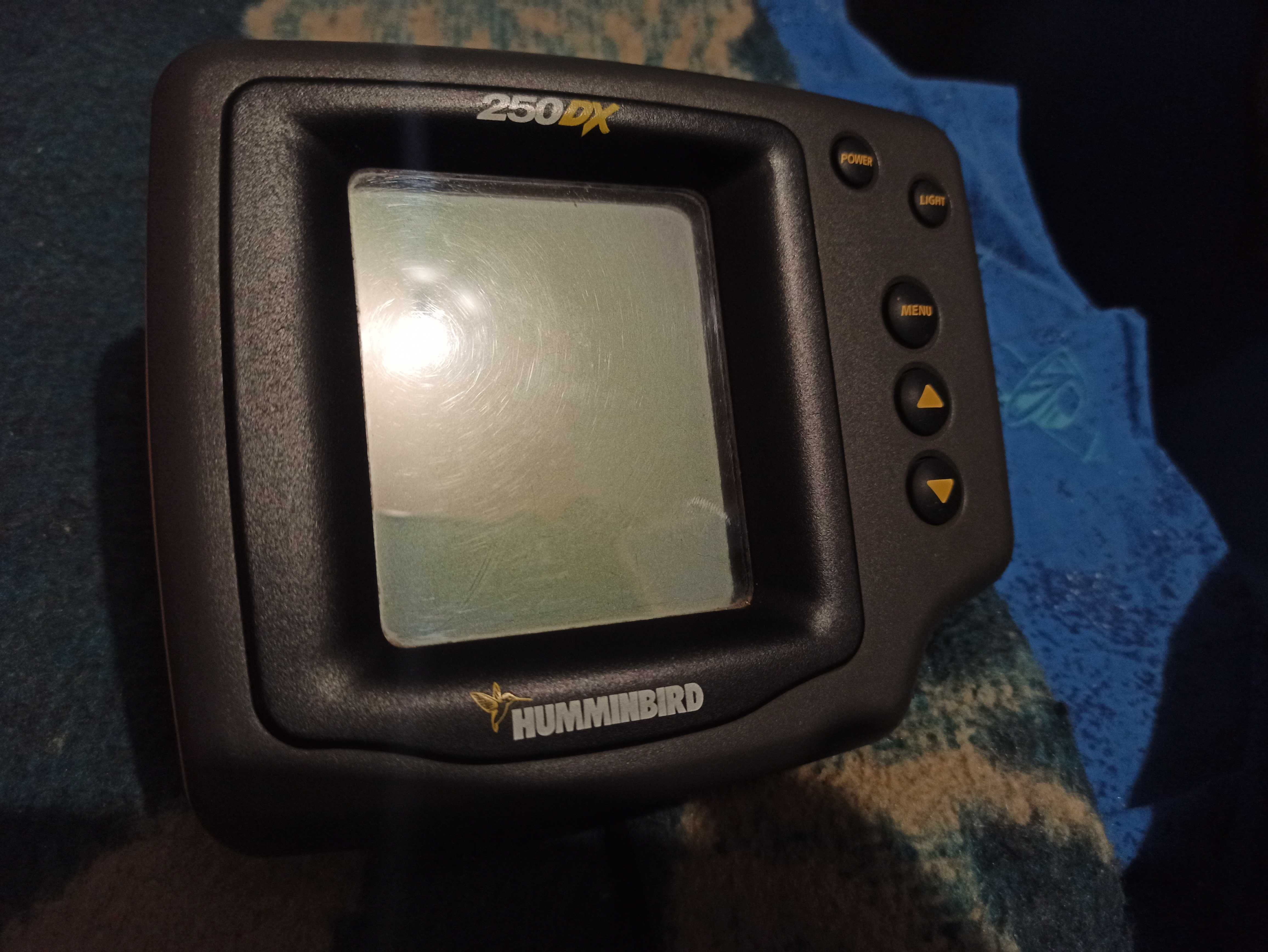 Эхолот 250DX HUMMINBIRD двух лучевой. б/у. только голова.
