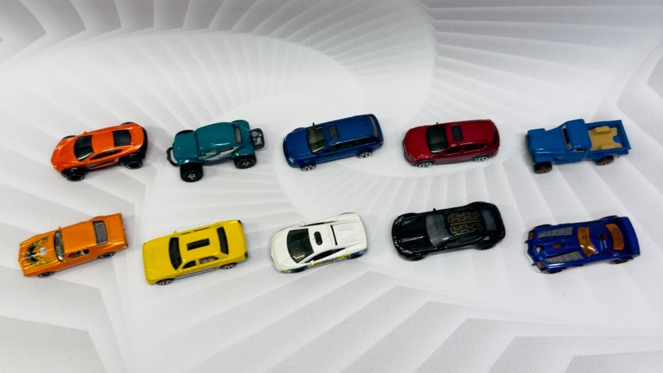 Колекція машинок 10штук Matchbox Лот 53