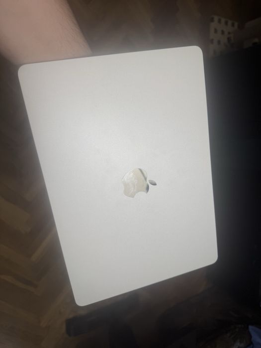Можливий обмін на ноутбук Macbook Air M4 13.6 / 16 gb / 256