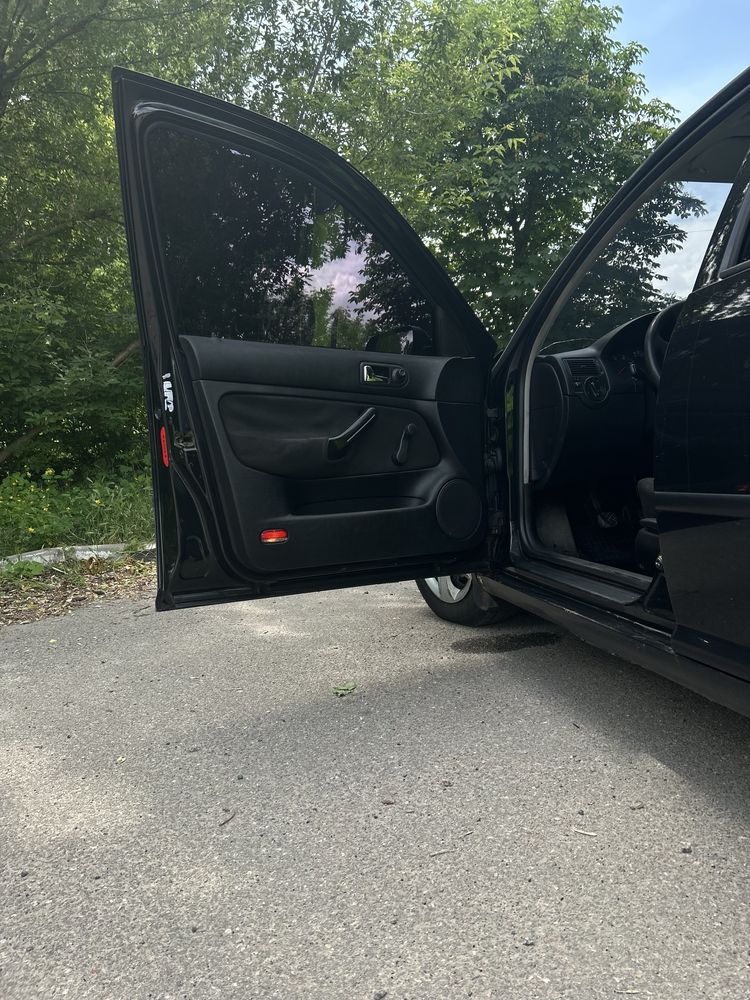 Продам економний автомобіль!