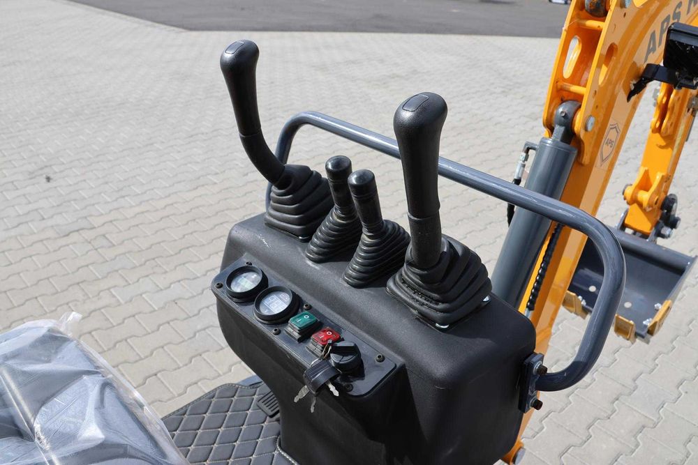 Minikoparka APS K10 NOWA silnik KOOP 1T 2025