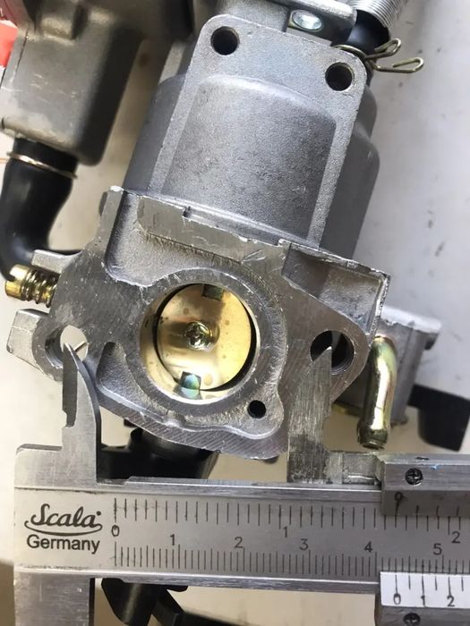 Комплект карбюратор + газовый редуктор для генератора