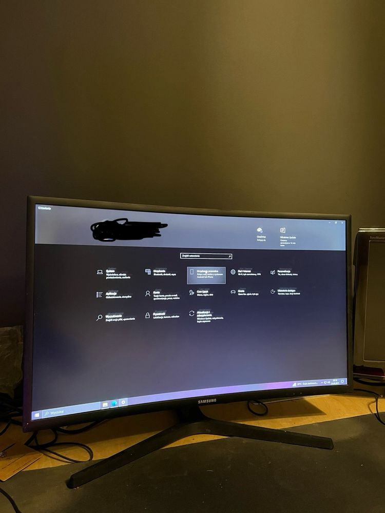 Monitor Samsung LC27FG73FQUXEN