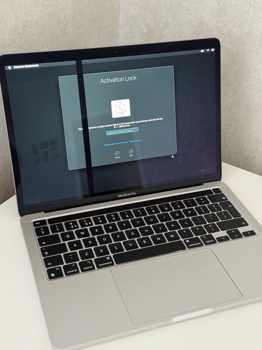 MacBook Pro | M1 | 8/256 | iCloud On | Space Gray