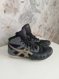 Продам борцовки Asics, 34р.