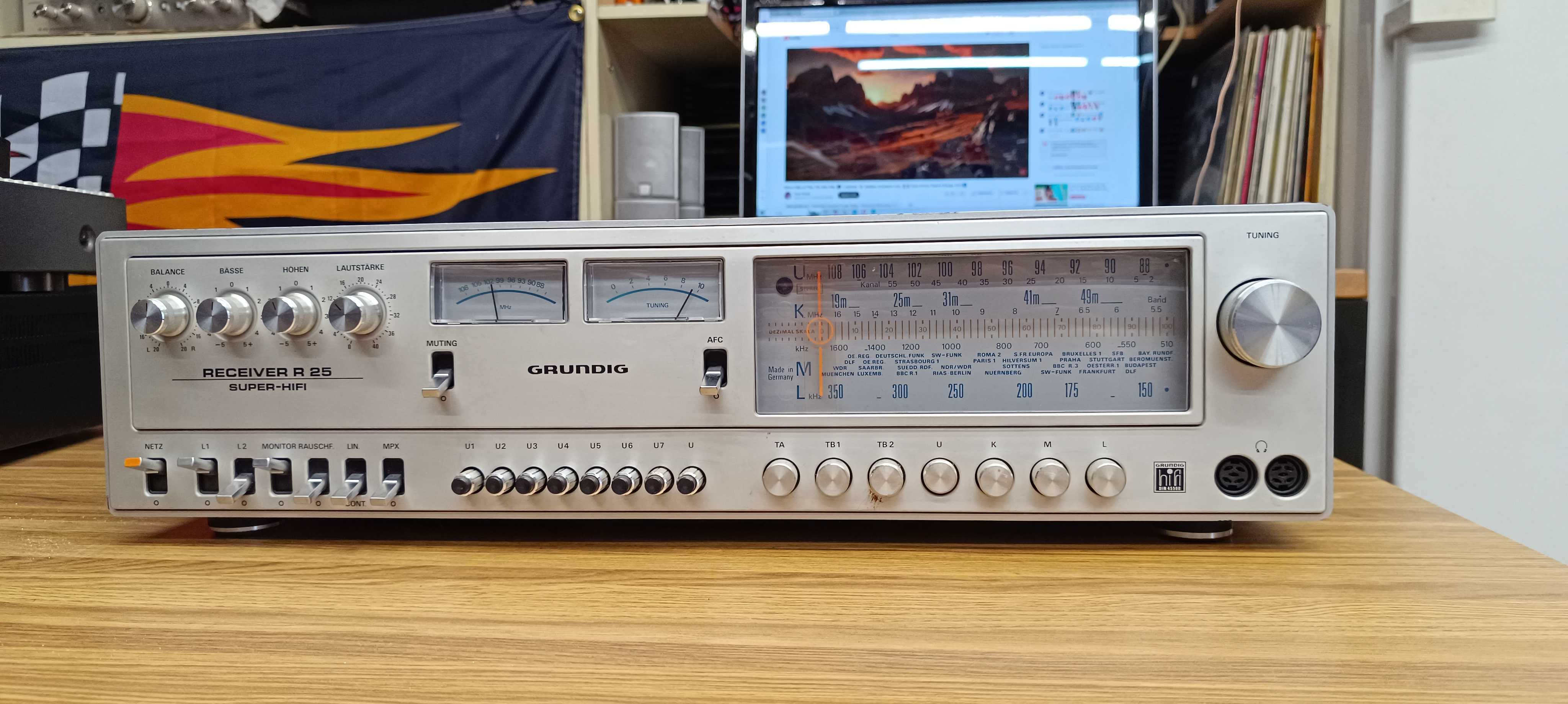 Стерео ресивер  Grundig Receiver R 25