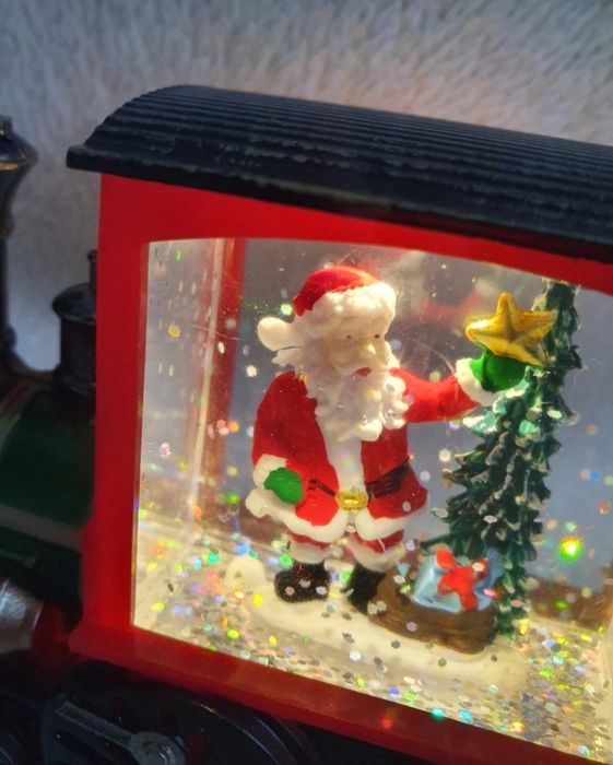 ozdoba świąteczna led świecąca ciuchcia lokomotywa pociąg mikołaj kula