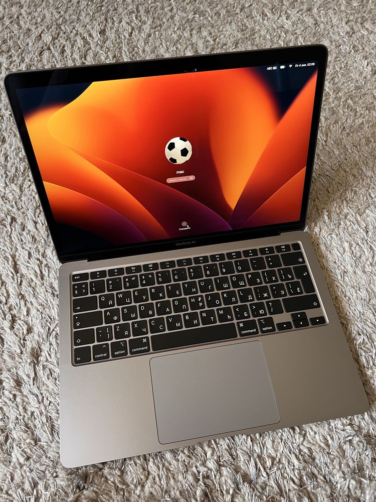 Macbook air 2020 core i3 8g 256g space gray