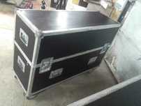Skrzynia transportowa Case