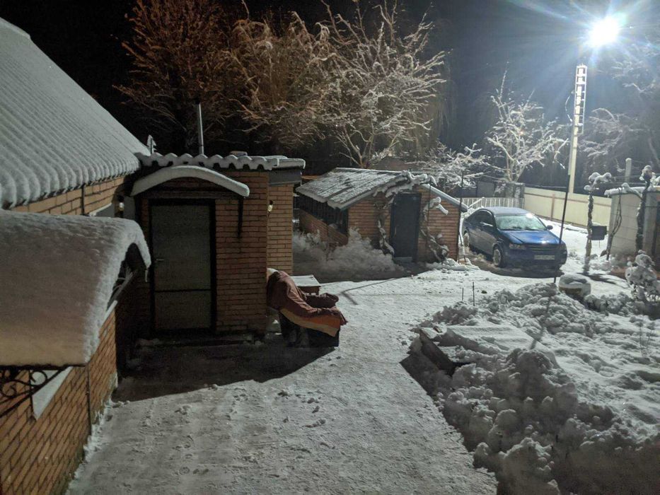 Продается дом с закрытым выходом к озеру. Словянск.