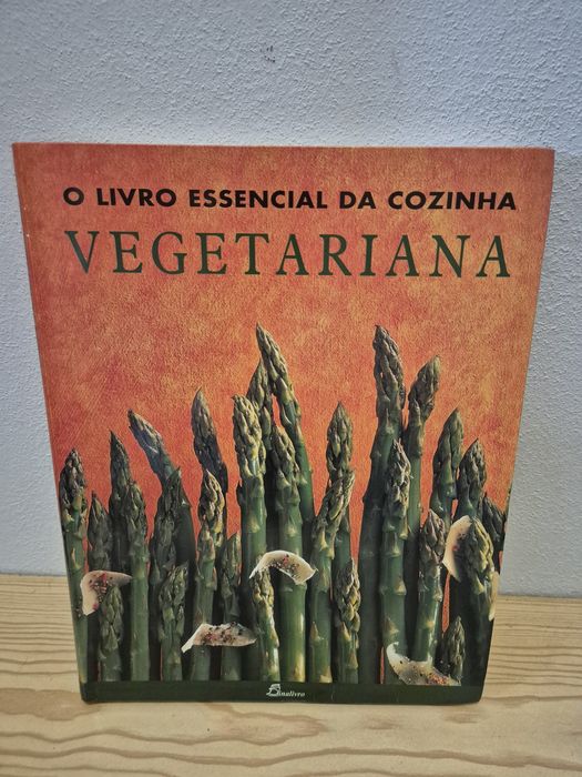 Livro essencial da cozinha Vegetariana