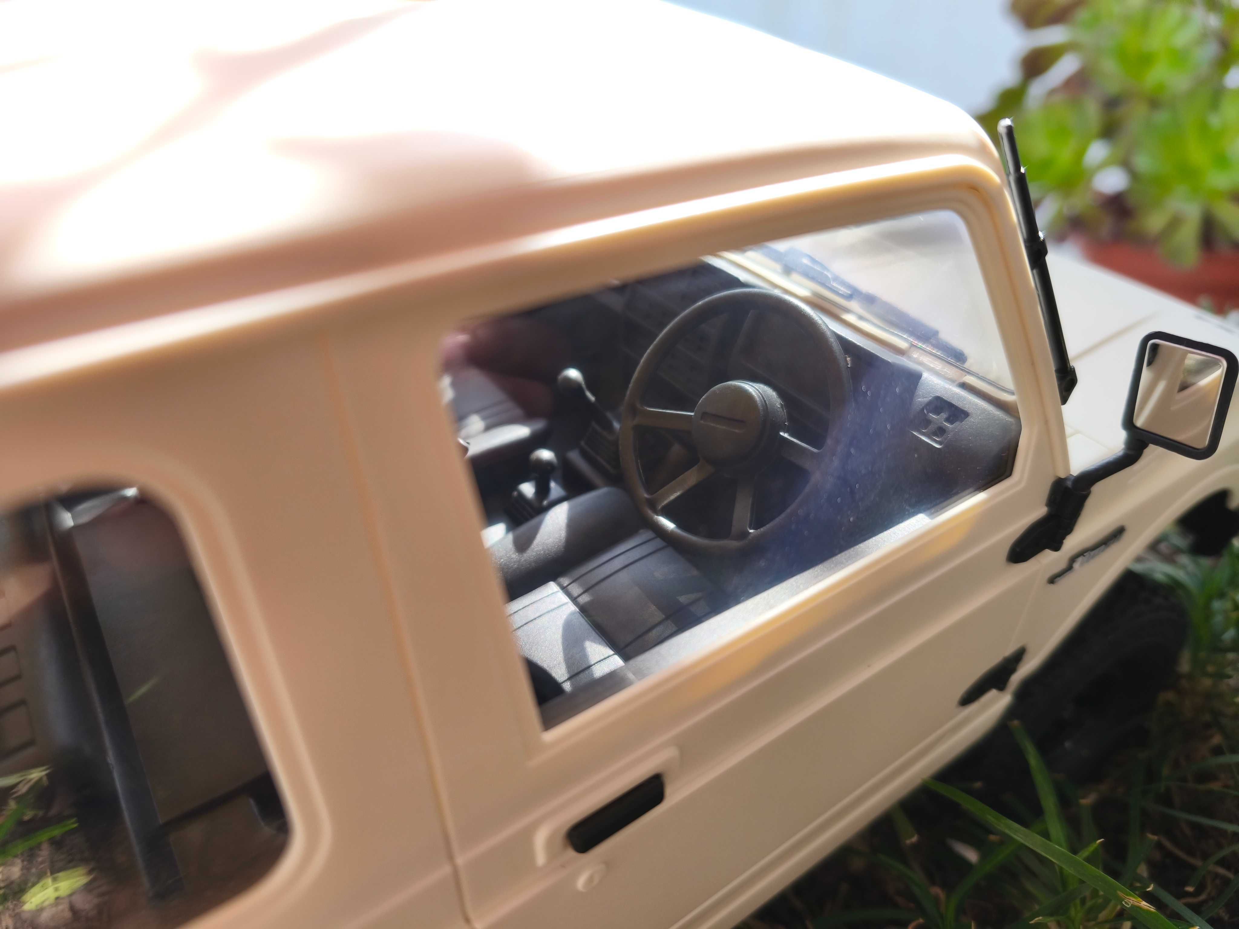RC Crawler Suzuki Jimmy
