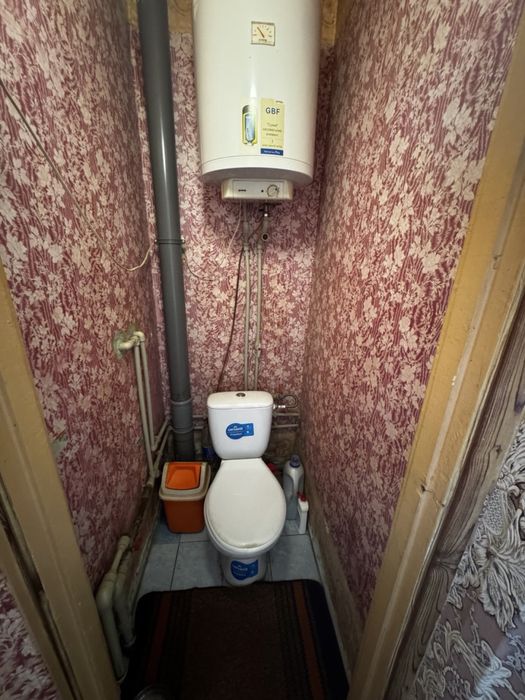 Продам 2-ком.кв Левый берег,1мкрн Варус