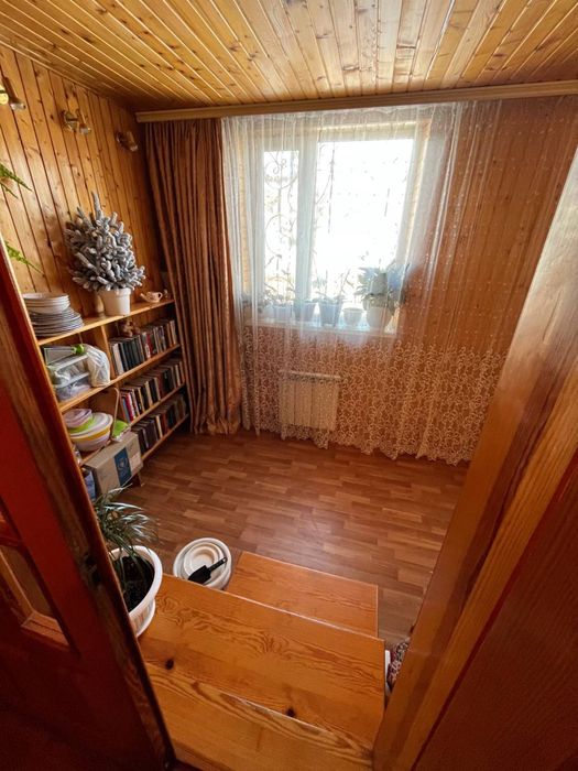 Продаю 2 комнатную квартиру, Херсонское Ш, Строителей   ID-1113