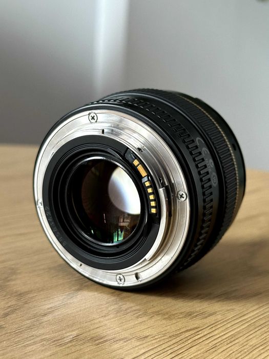 Об'єктив Canon EF 50 mm f/1.4 USM