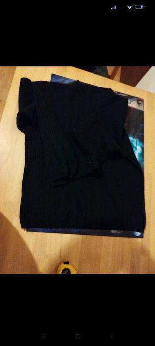 Sweter męski wciągany przez głowę