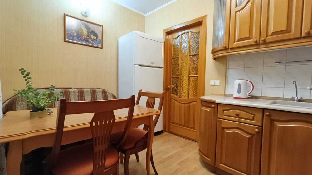 Сдам 4-х кім. квартиру Позняки