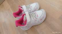 Adidasy dla dziewczynki