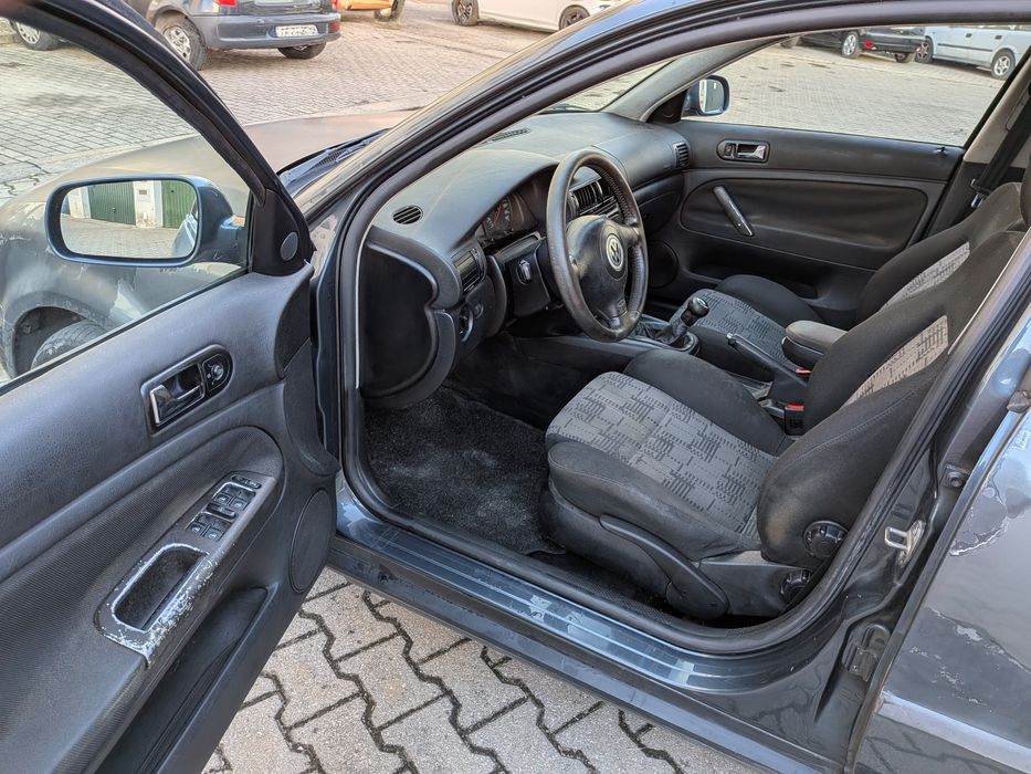 Volkswagen Passat Variant 1.9 TDI 110 CV 99