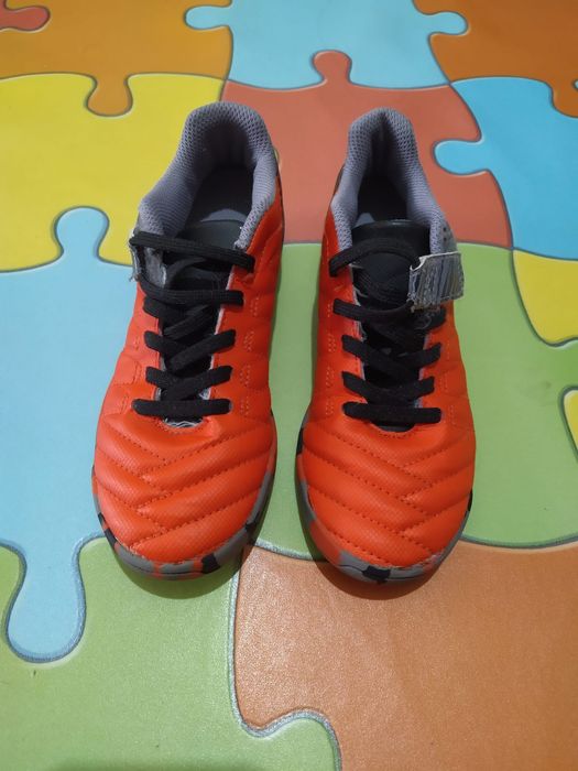 Tenis chuteira/sapatilha futsal ou futebol tamanho/número 33