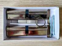 Dwie wkładki LOB Assa Abloy 60/60 pod jeden klucz