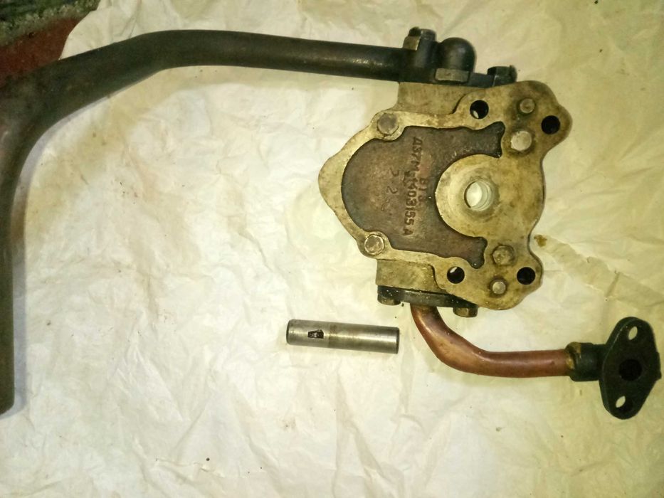 Запчасти С/Х. Ступица переднего колеса трактора Т-40. и др.