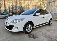 Renault  Megan 1,5 dci MT  2011 р