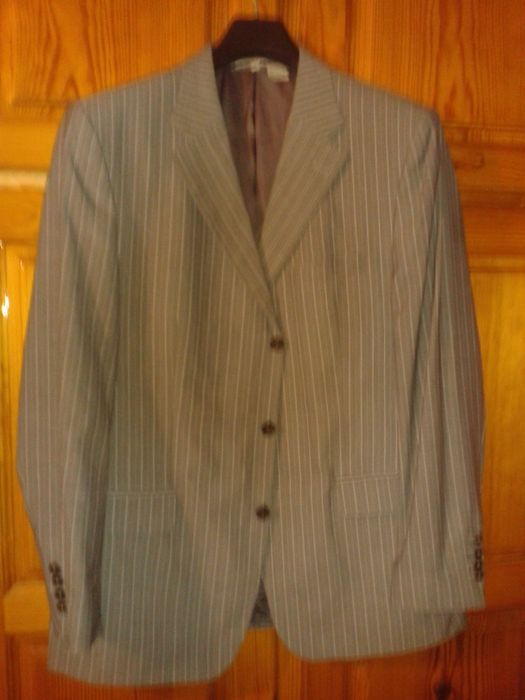 Vendo blazers em bom estado para Homem, Tamanhos L e XL.,